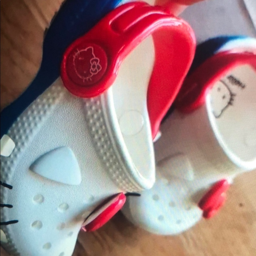 Hello KITTY Toddler Crocs